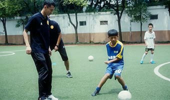 職業(yè)俱樂部進(jìn)校園活動(dòng)