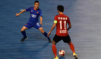 湛江萬(wàn)眾煒凌2：4寧波大榭銀博